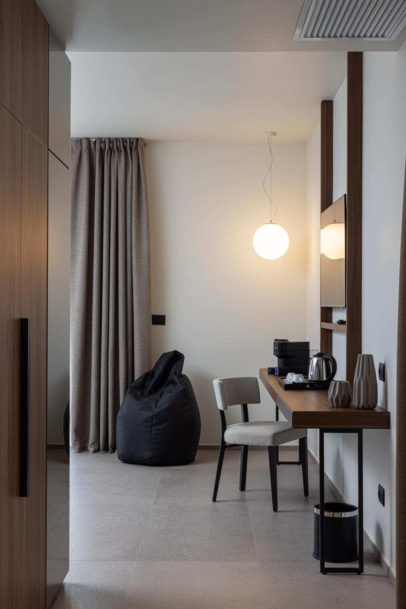 B21 Lifestyle Hotel Bari Ngoại thất bức ảnh